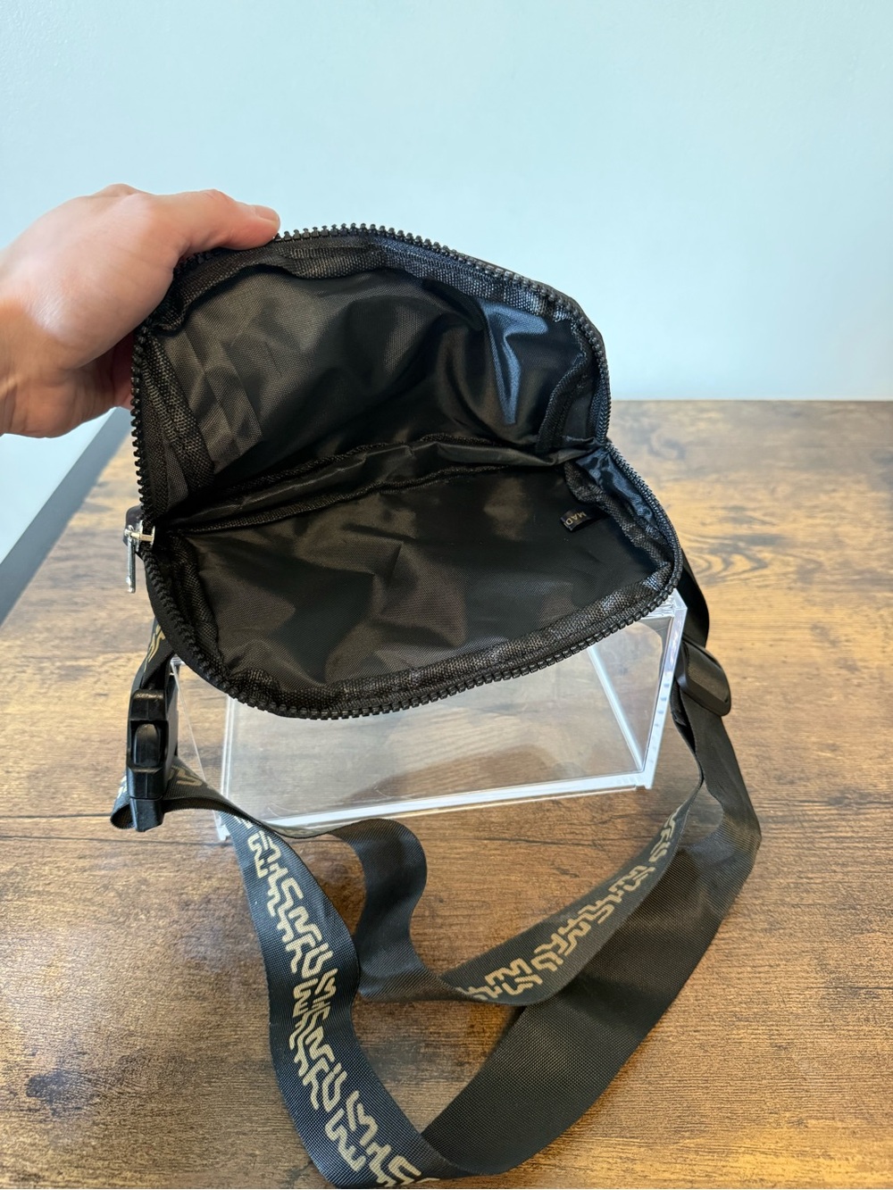 Nintendo Zelda Mini Crossbody Bag - Picture 2 of 5